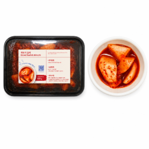 가온 깍두기 Diced Radish Kimchi